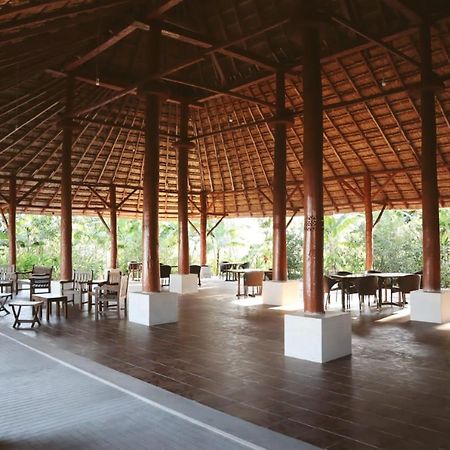 Sumba Nautil Resort Deke Exterior photo